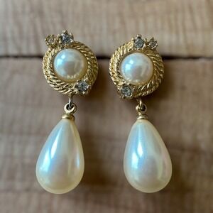 Richelieu Dangle Earrings Women's 1.25 Inch Satin Pearl Teardrop Crystals Gold